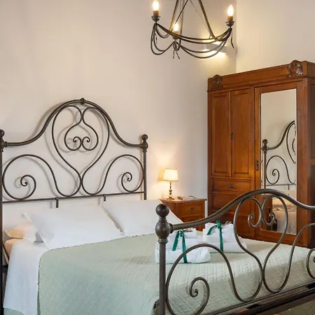 빌라 La Capanna Di Elfo Luxury View *